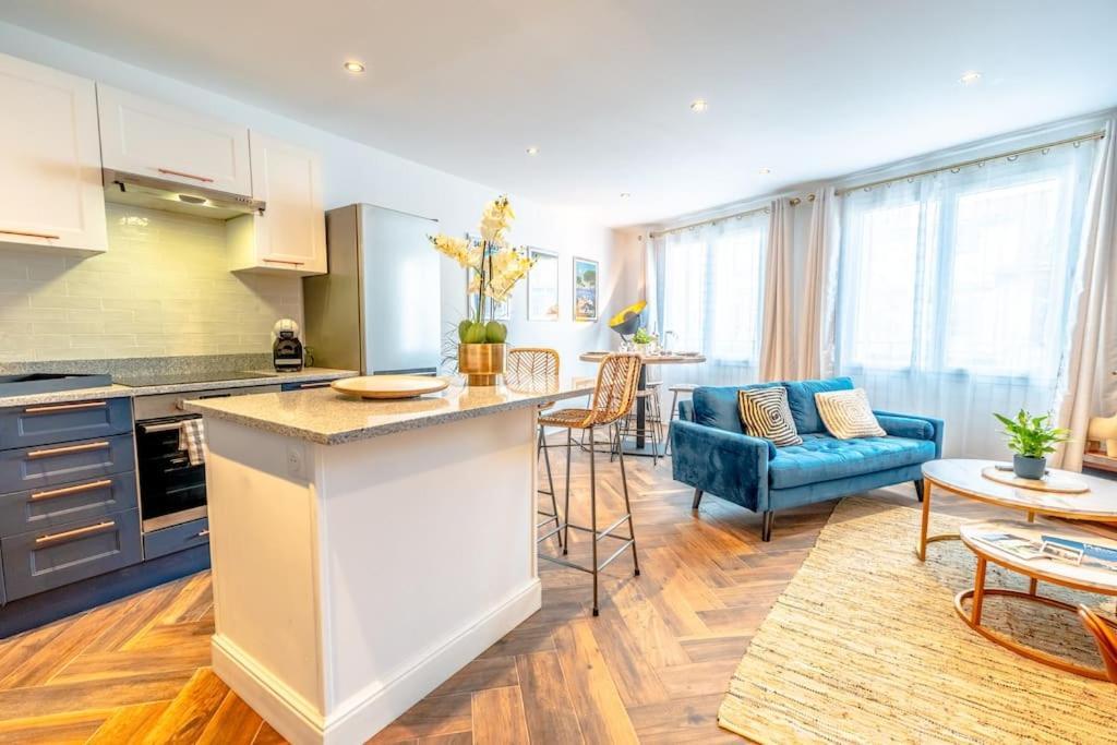 Superbe Appartement Neuf, Climatise Centre Village Le Plan-de-la-Tour Eksteriør billede