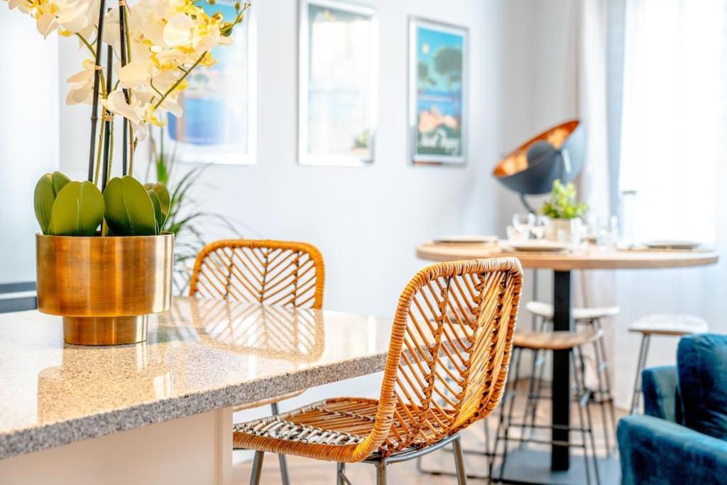 Superbe Appartement Neuf, Climatise Centre Village Le Plan-de-la-Tour Eksteriør billede