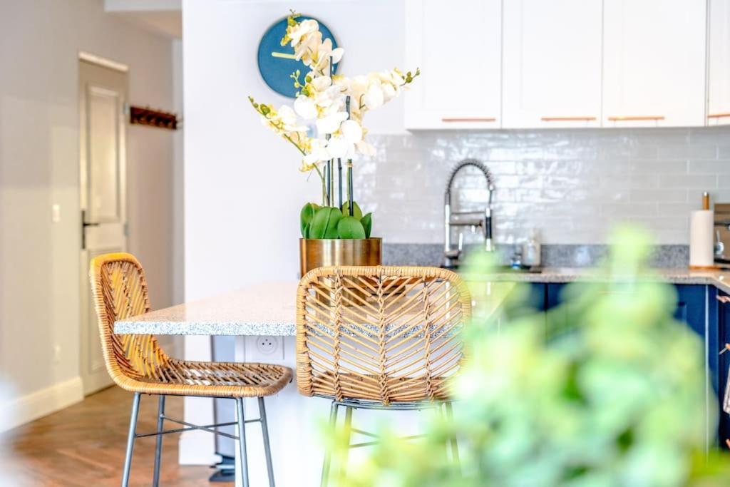 Superbe Appartement Neuf, Climatise Centre Village Le Plan-de-la-Tour Eksteriør billede